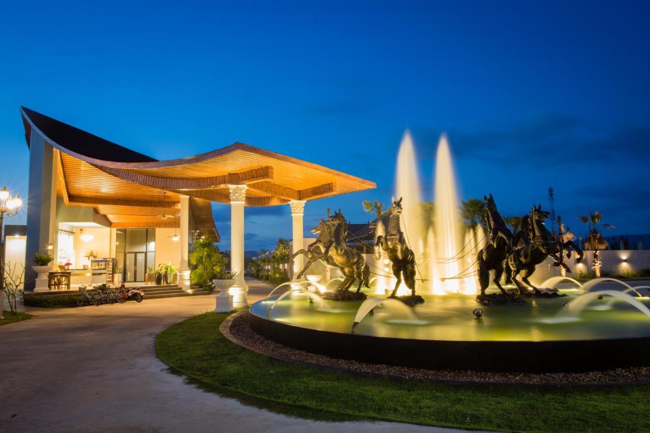 Gold Chariot Pool Villa, Phuket - Sha Plus Certified Bang Tao Beach  Exterior photo