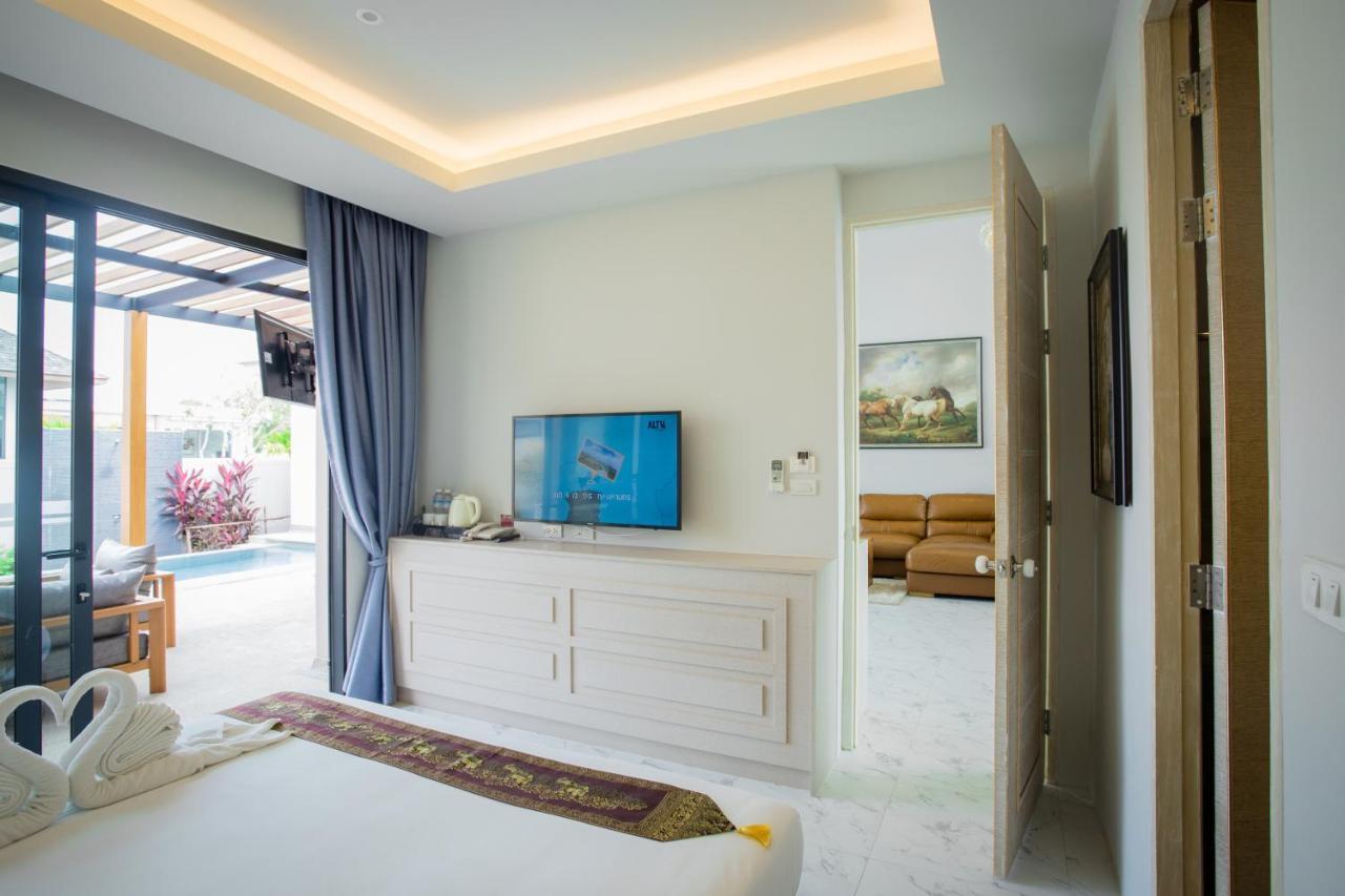 Gold Chariot Pool Villa, Phuket - Sha Plus Certified Bang Tao Beach  Exterior photo