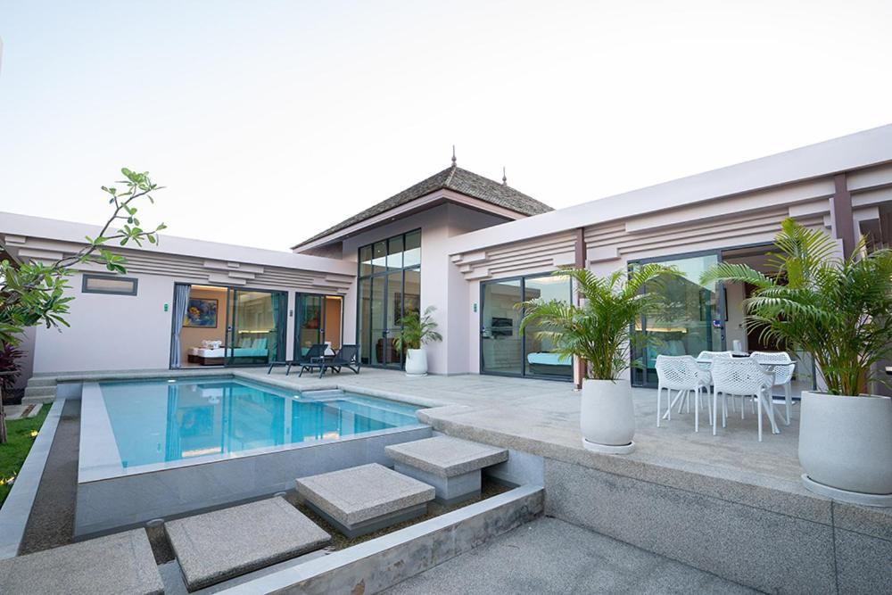 Gold Chariot Pool Villa, Phuket - Sha Plus Certified Bang Tao Beach  Exterior photo