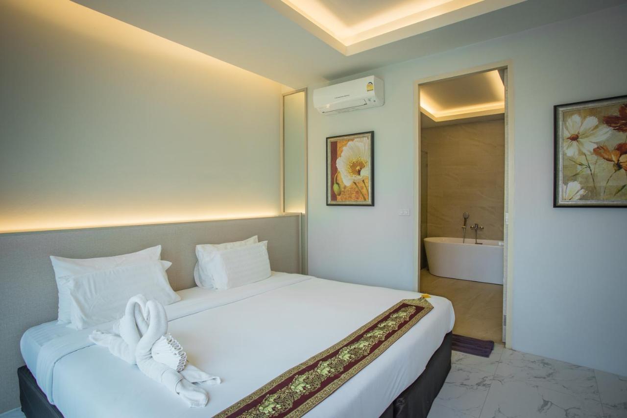Gold Chariot Pool Villa, Phuket - Sha Plus Certified Bang Tao Beach  Exterior photo